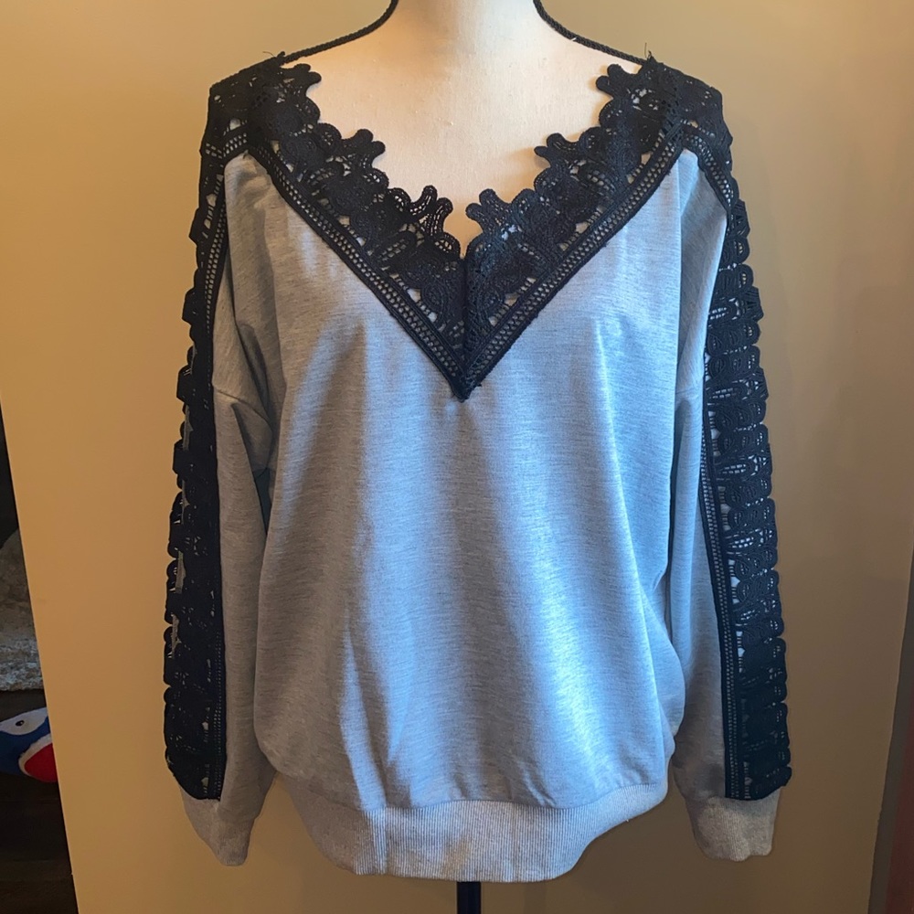 New never worn SHEIN lace top